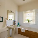 B&B Crossways