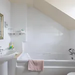 Crossways B&B 4*