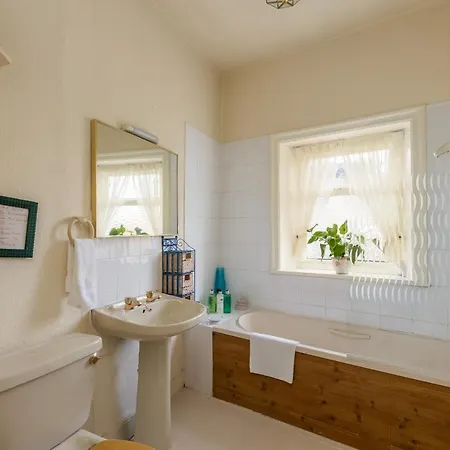 Bed & Breakfast Crossways