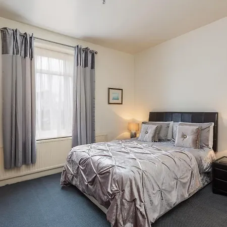 Couette-café Crossways 3*