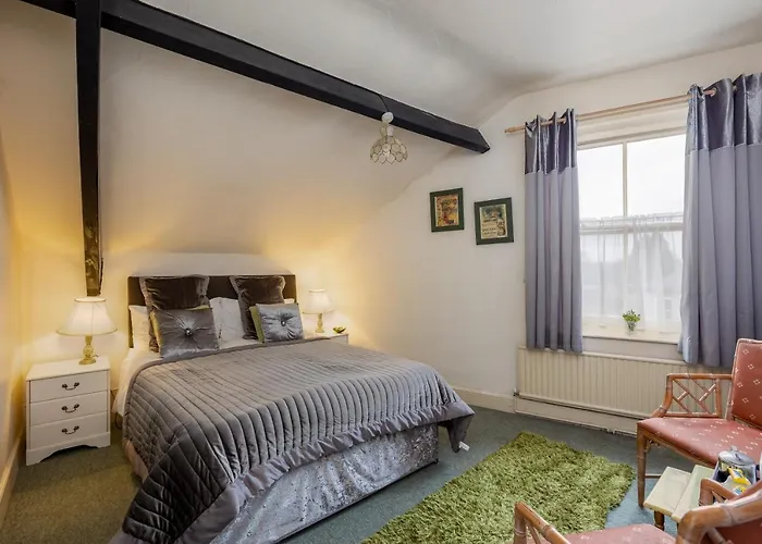 Crossways Bed & Breakfast