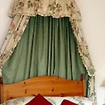 Panzió Crossways 4*